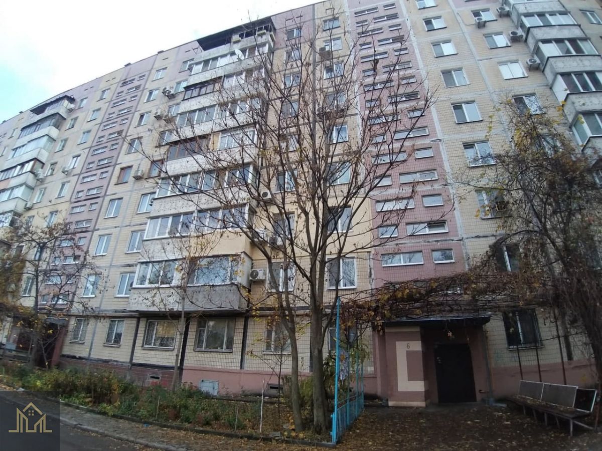 Продается 3к Квартира, этаж 9/9, Калиновая 64